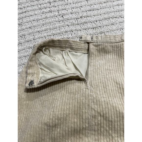 VTG A-line Wide Wale Corduroy Skirt Front Pleat Knee Length Womens Size XS Beige - Picture 5 of 9